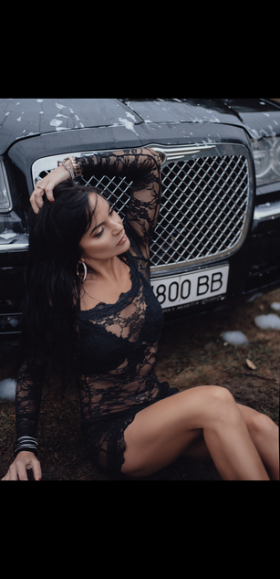 Model - Chanel pretty