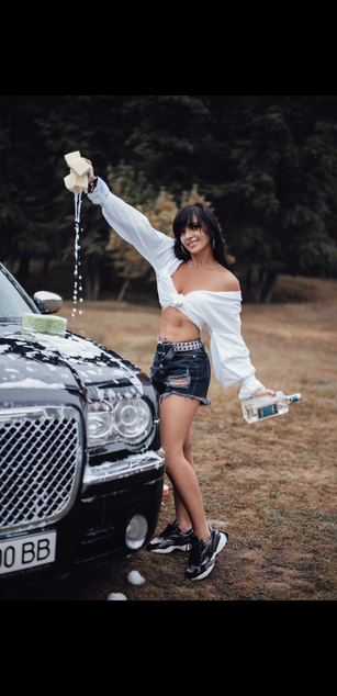 Model - Chanel pretty