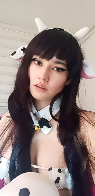 Model - Agata Bolton toys