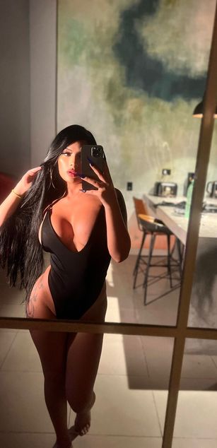 Model - Sara_Sofia cute