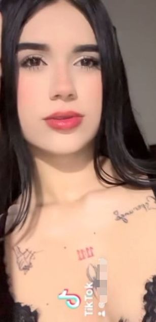 Model - CATALINA SANTANA dildo