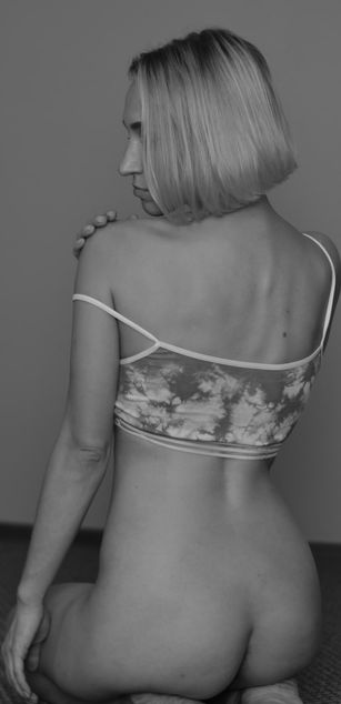 Model - Uma striptease