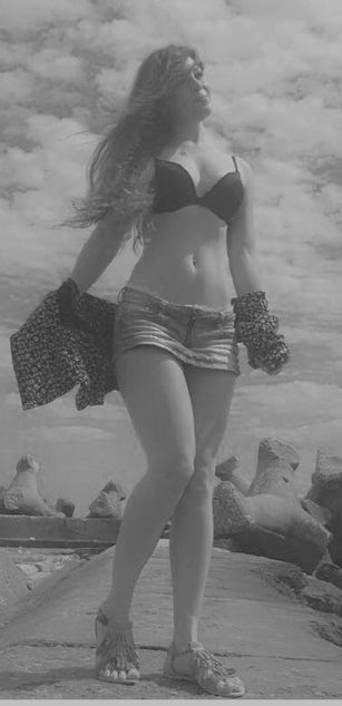 Model - SweEssense femdom