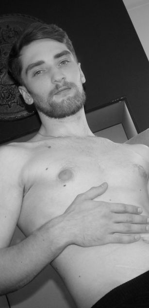 Model - DexterDexx young