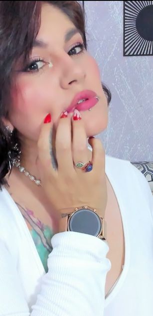 Model - dianeoconnor1 deepthroat