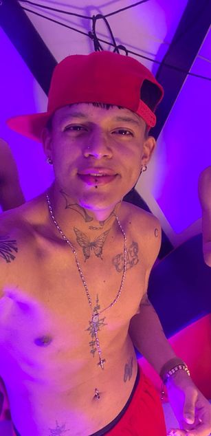 Model - ELIAM LIAN AND BRANDON deepthroat