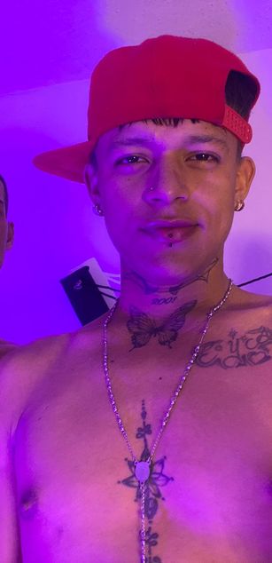 Model - ELIAM LIAN AND BRANDON deepthroat