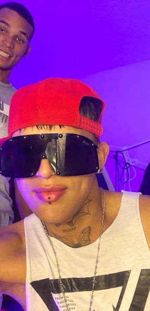 Model - ELIAM LIAN AND BRANDON deepthroat