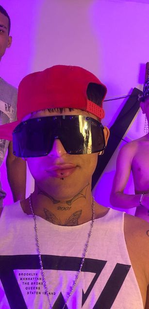 Model - ELIAM LIAN AND BRANDON deepthroat