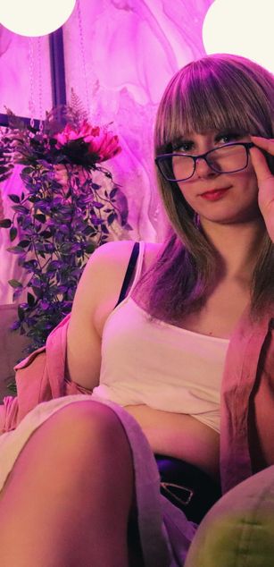 Model - Alana roleplay