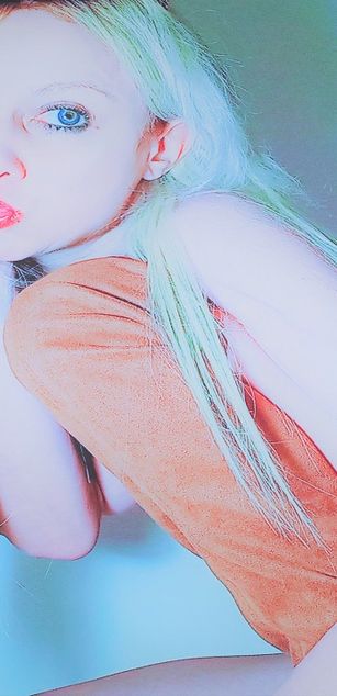 Model - whisky pussy