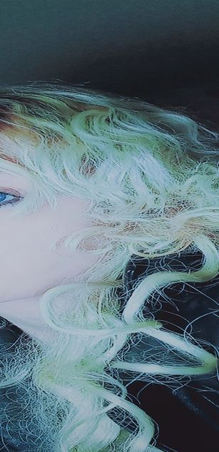 Model - whisky pussy