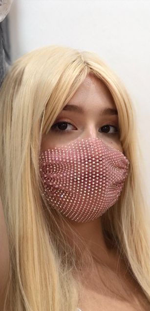 Model - Girl_in_Mask cei