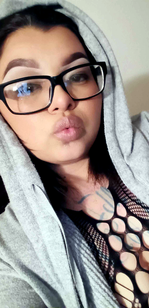 Model - Bad Kitten blowjob