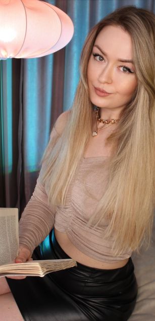 Model - Jena Affectionate Mistress cuckold