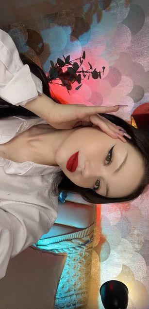 Model - Jia Lissa deepthroat