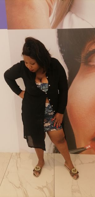 Model - JuicyBoobsQueen16 cumslut