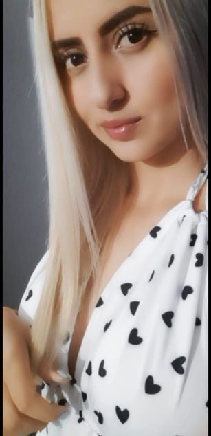 Model - scarlett_queen bigtits