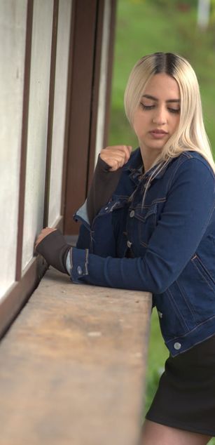 Model - scarlett_queen bigtits