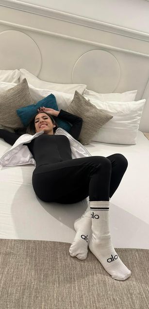 Model - Veronica Hot blowjob