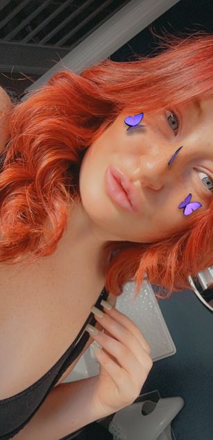 Model - Sexyredhead27 boobs