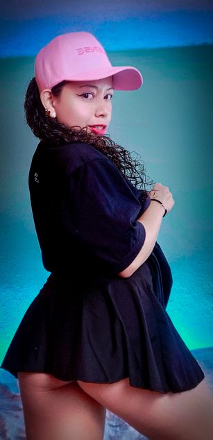 Model - Alejabianco_1 deepthroat