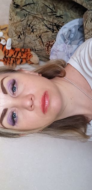 Model - KET1992 girl