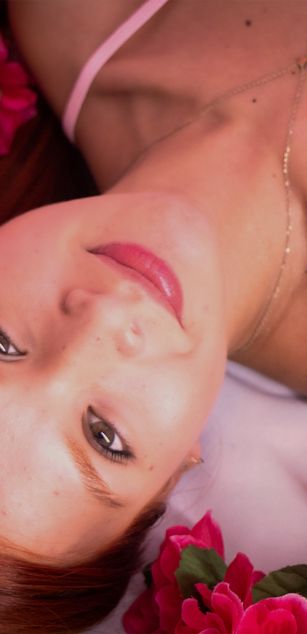 Model - Anny White dildo