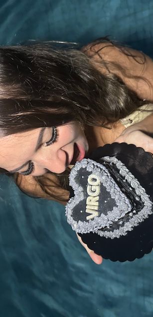 Model - Veronica Hot blowjob