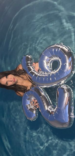 Model - Veronica Hot blowjob