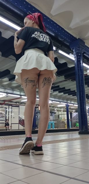 Model - Your Melody petite