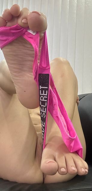 Model - Veronica Hot blowjob