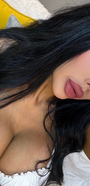 Model - kimberry bigtits