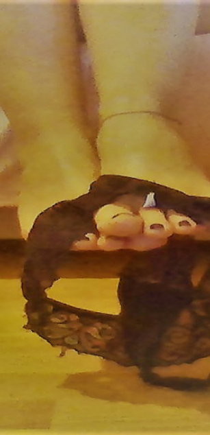 Model - Mistress Maya36 dildo