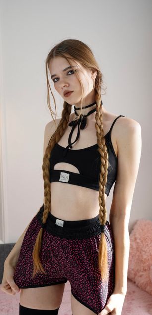 Model - Megan Elfie toys