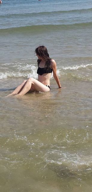 Model - Angel4U petite