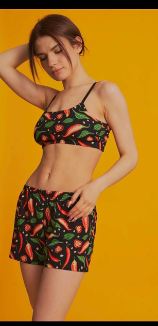 Model - MaryLune striptease