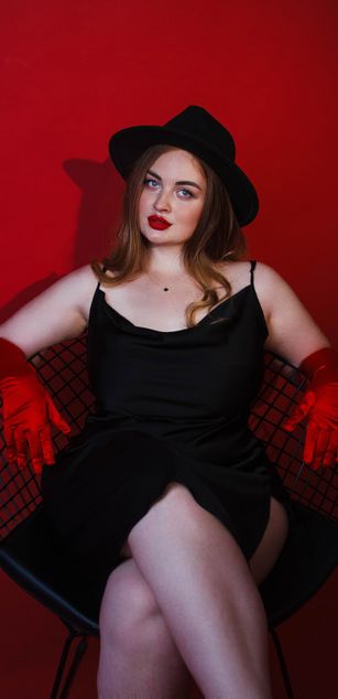 Model - EsterDior ass