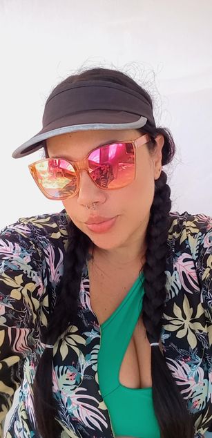 Model - dreabusty hairypussy