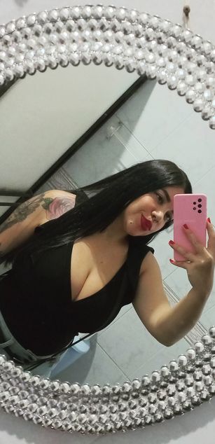 Model - dreabusty hairypussy