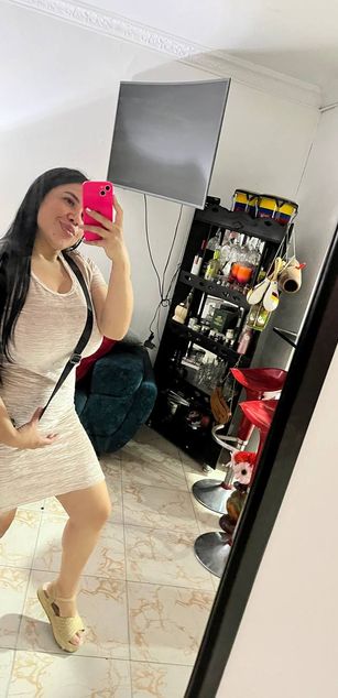 Model - dreabusty hairypussy