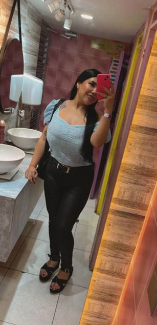 Model - dreabusty hairypussy