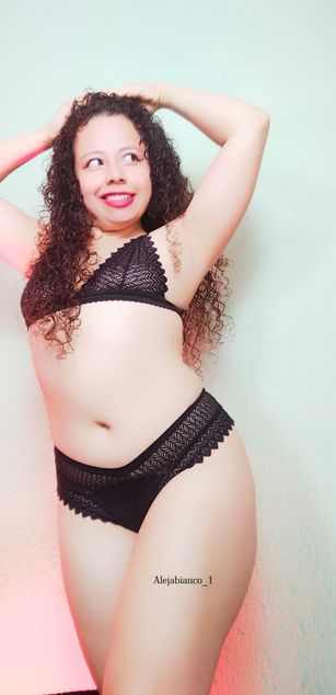 Model - Alejabianco_1 deepthroat