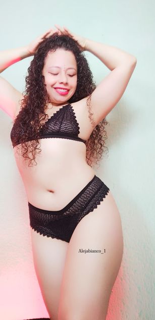 Model - Alejabianco_1 deepthroat