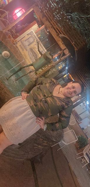 Model - Selene curvy