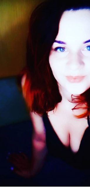 Model - DevilsMarie boobs