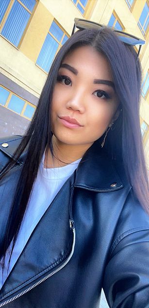 Model - BriannaMenson mature