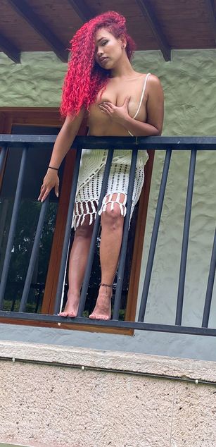 Model - Anny Williams ass