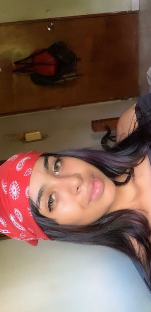 Model - Emily Daz mamada