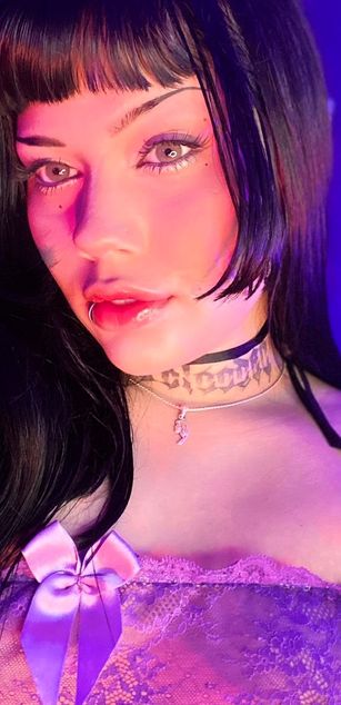 Model - Luana Marcielo deepthroat